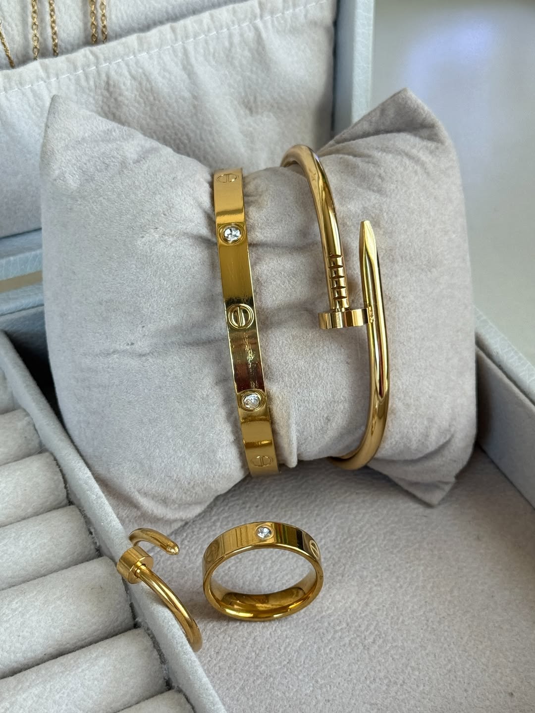 Cartier & Nail Bangle Hand Set