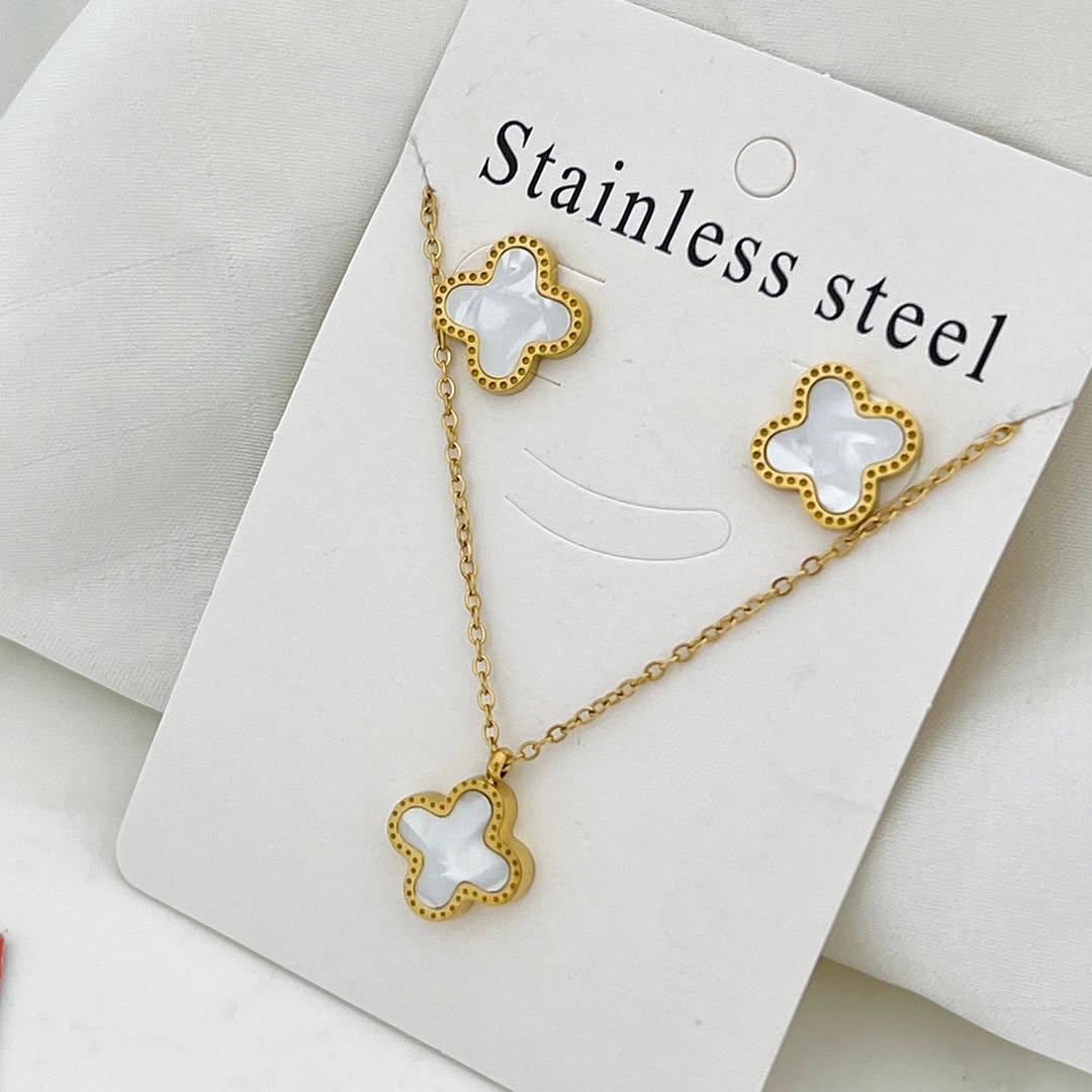 Four Leaf Set