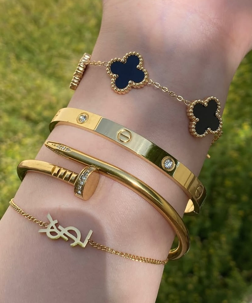 Pack of 4 Premium Hand Bracelet Set