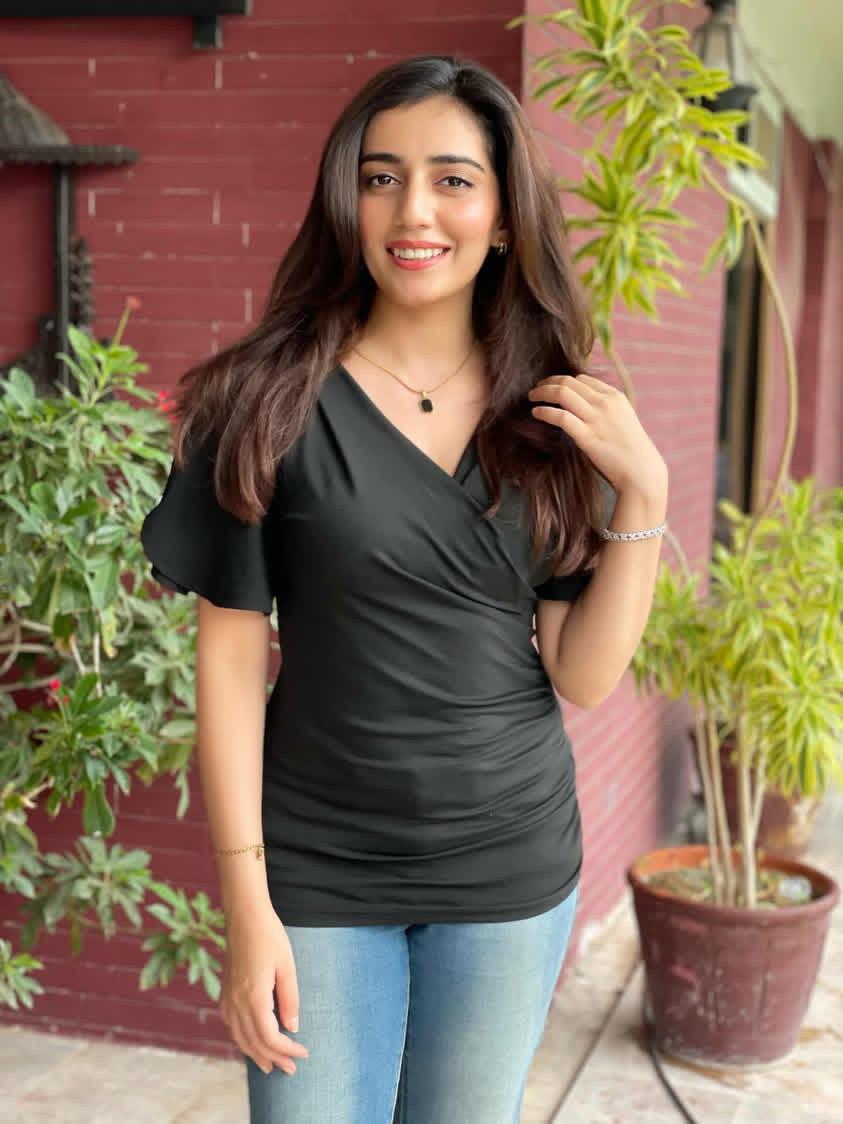 Aneesha Altaf Collection Ft Gehnay