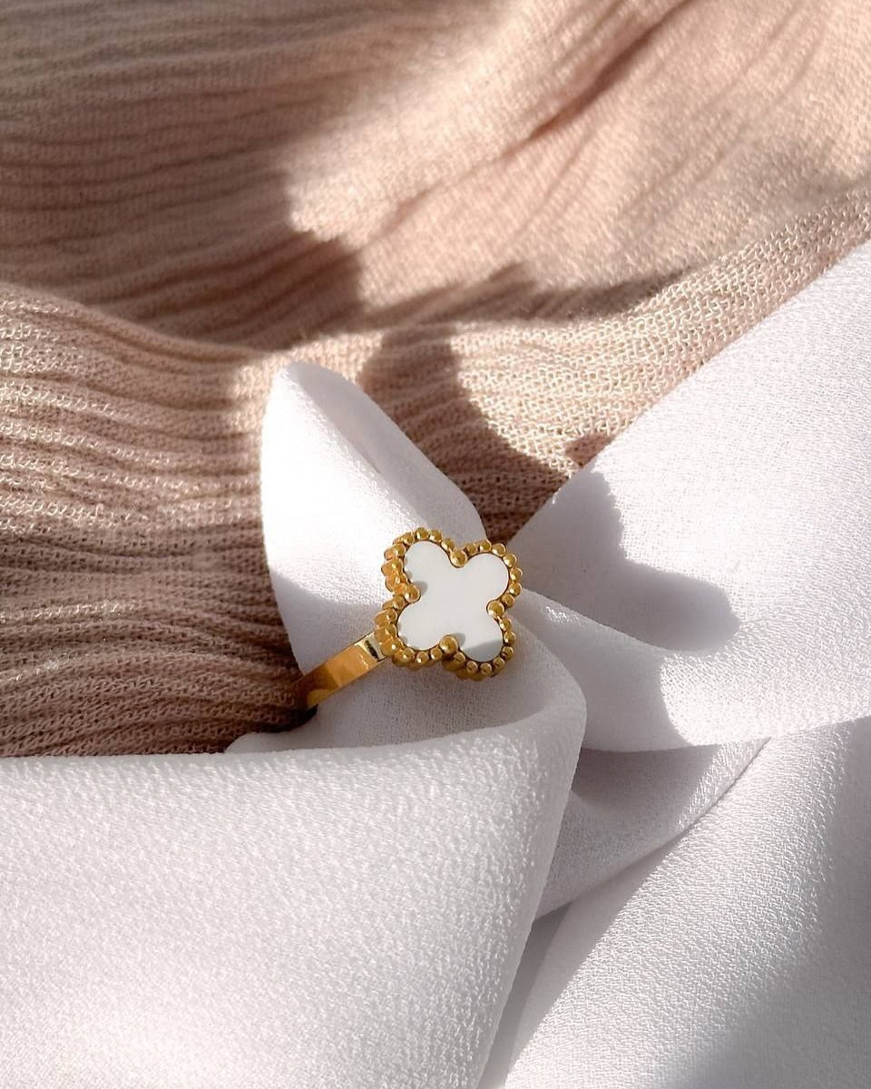 White Leaf Bracelet & Ring Set