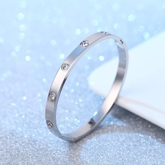 Silver Love Bangle