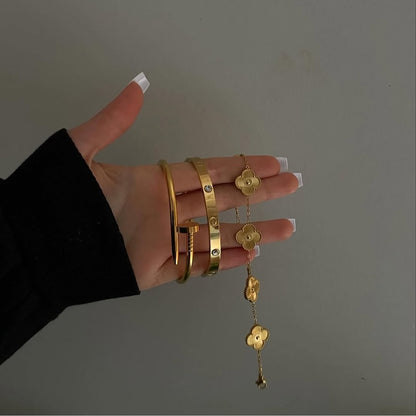 Premium Cartier,Vancleef Golden and Nail Bracelet Set 3pcs