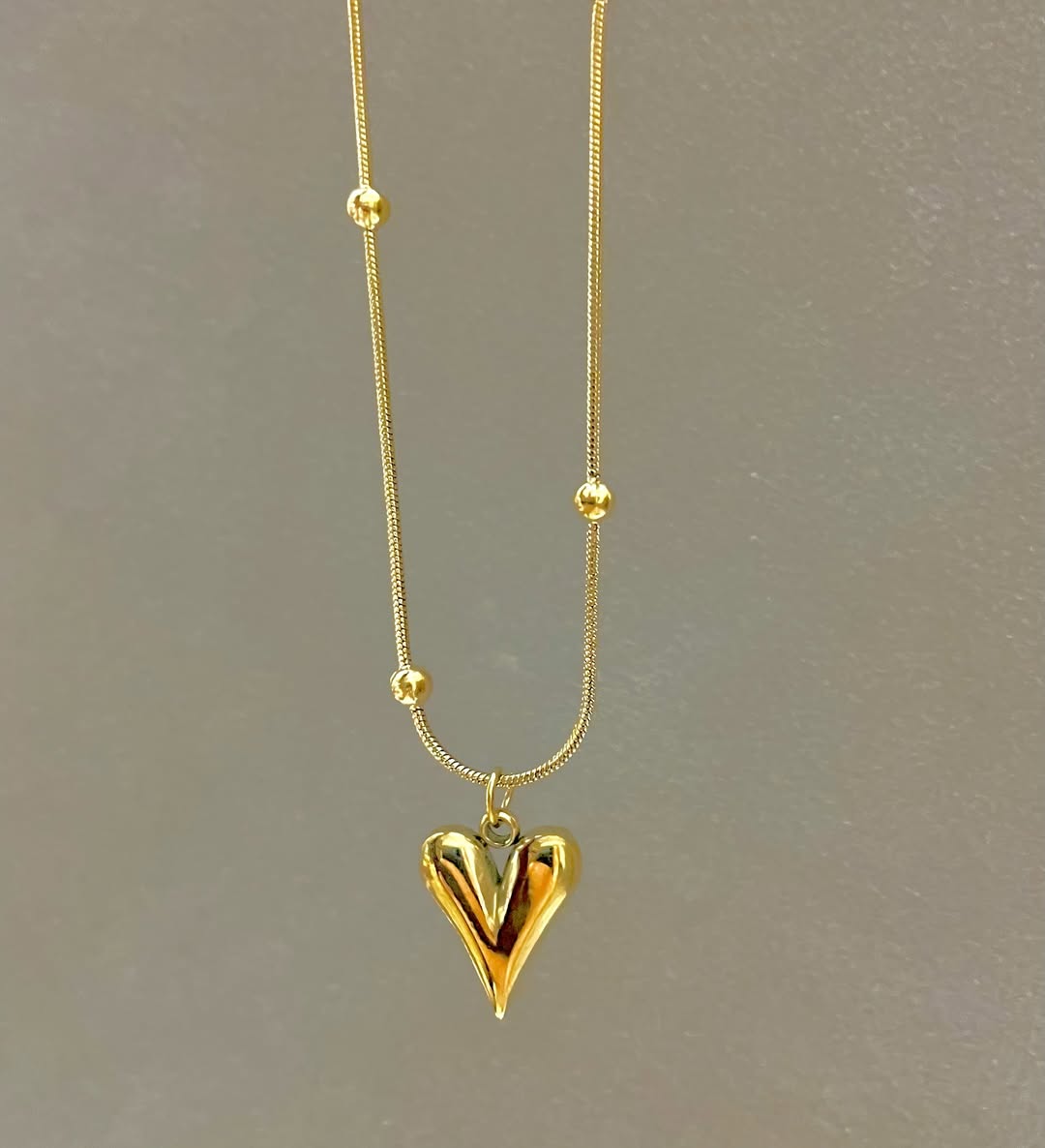 18k Love Heart Pendant & Stud Set (1pc pendant & 2pc earrings)